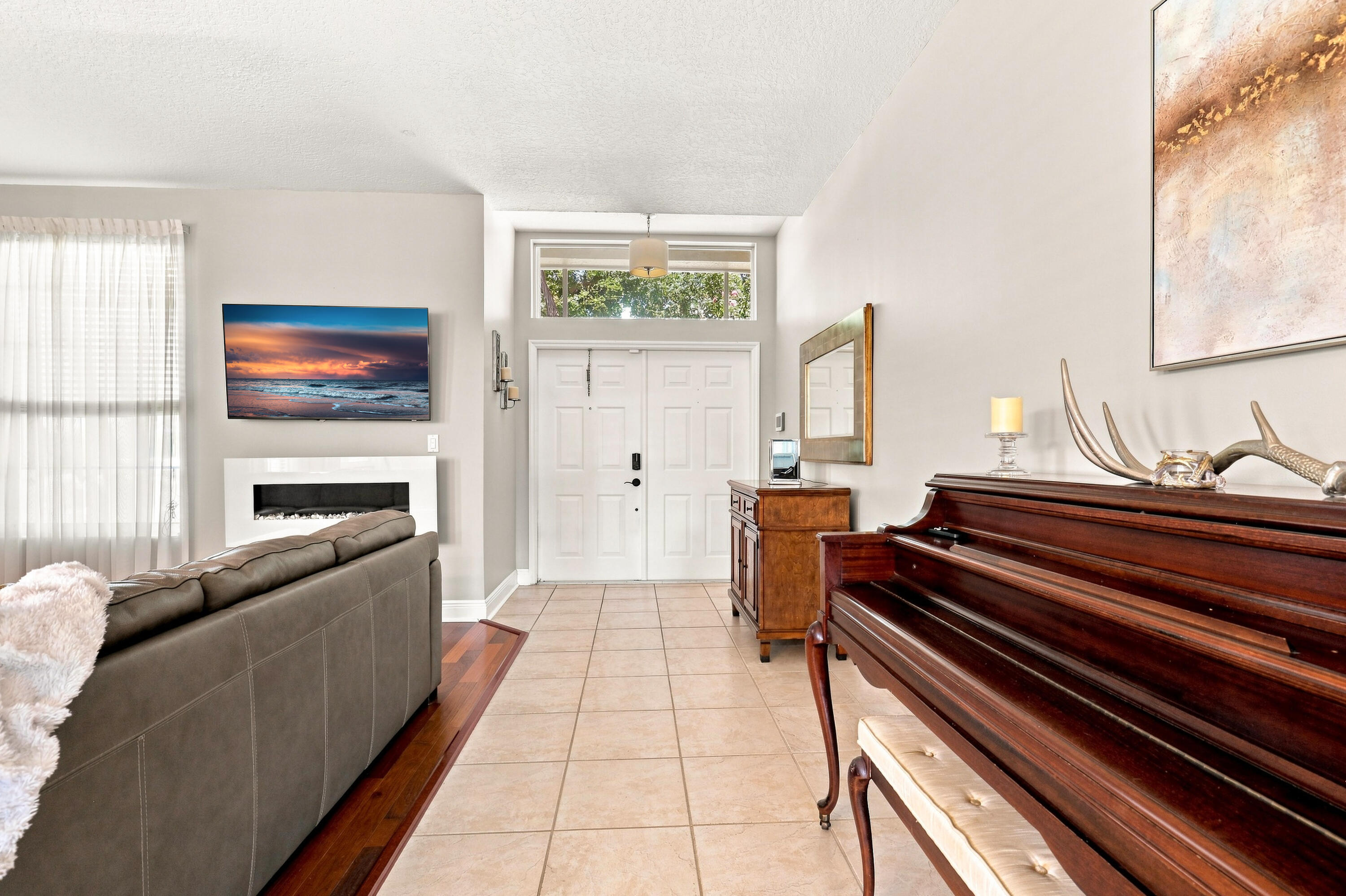 1690 Corsica Drive — Photo 5