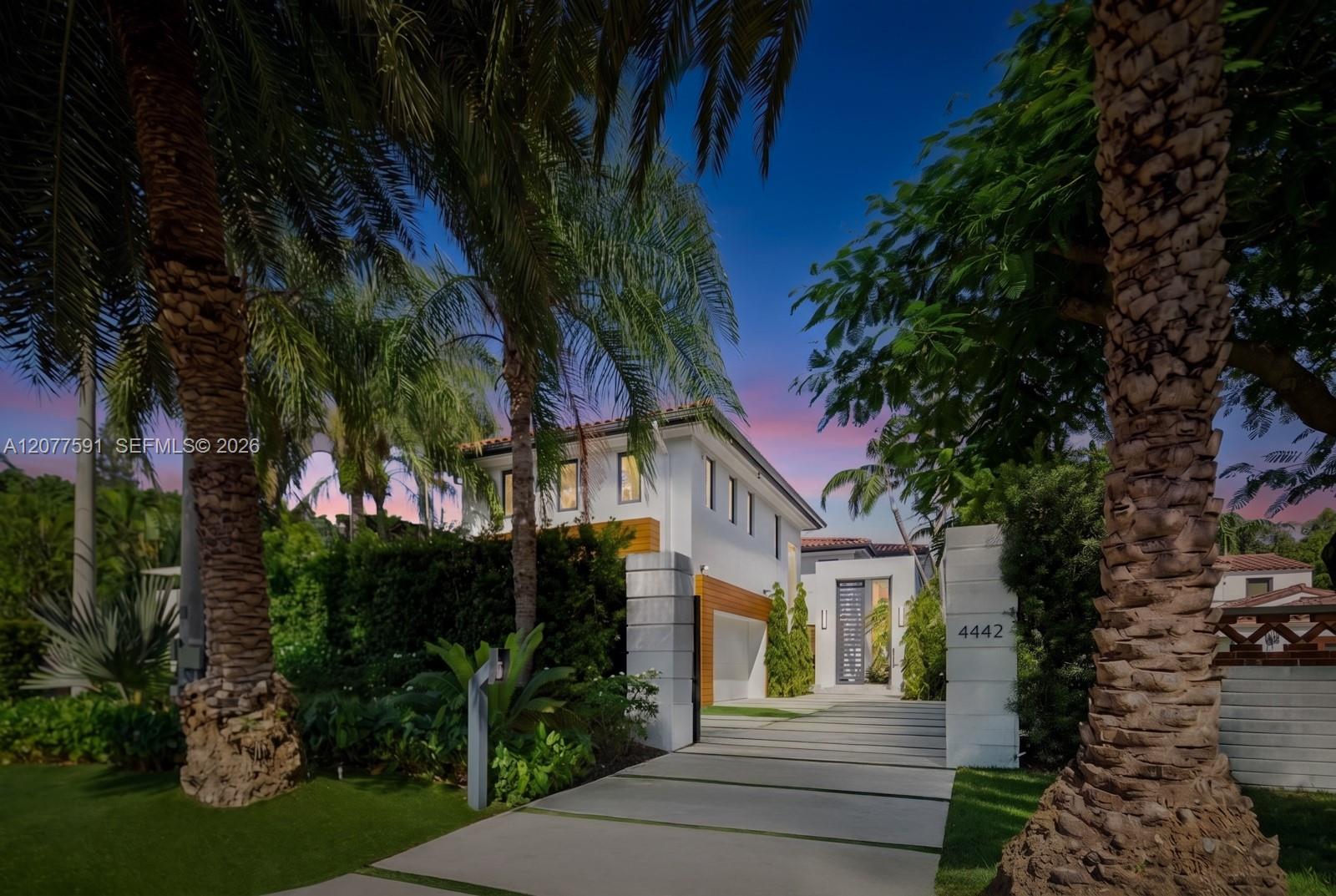 4442 Prairie Ave, Miami Beach FL 33140