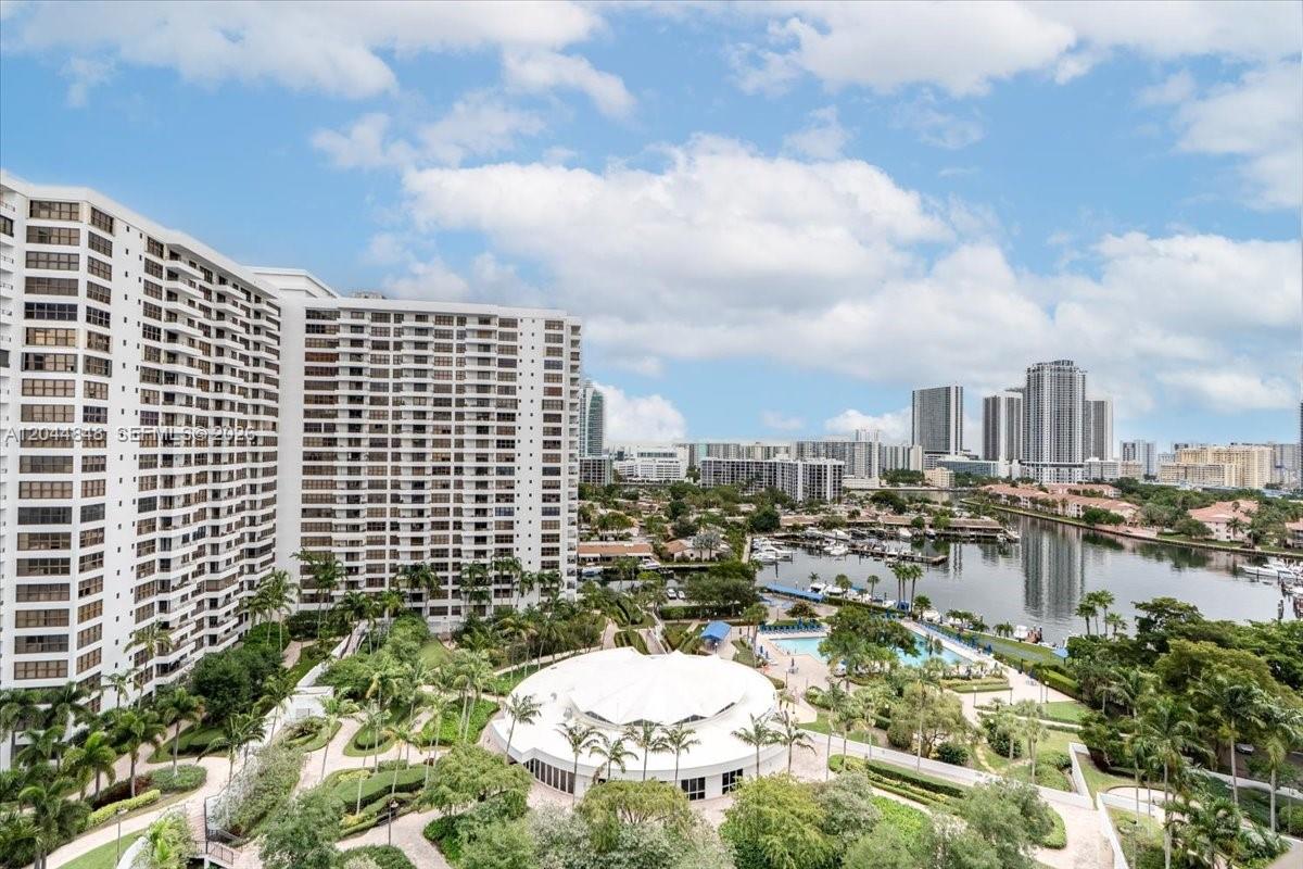 600 Three Islands Blvd # 1413, Hallandale Beach FL 33009