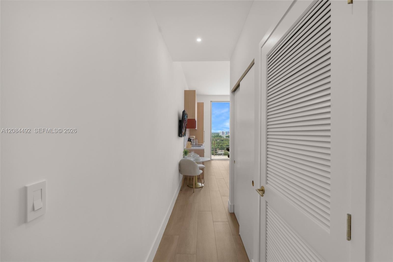 90 NE 32nd # PH1116 — Photo 3