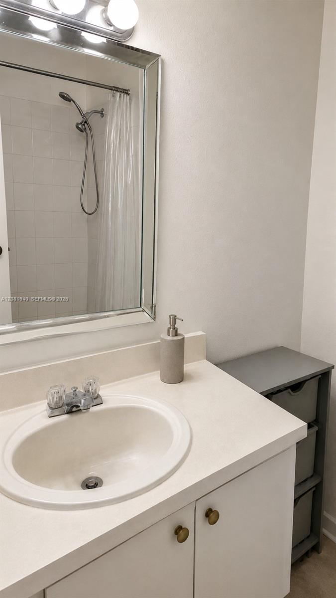17911 NW 68th Ave # M201, Hialeah FL 33015