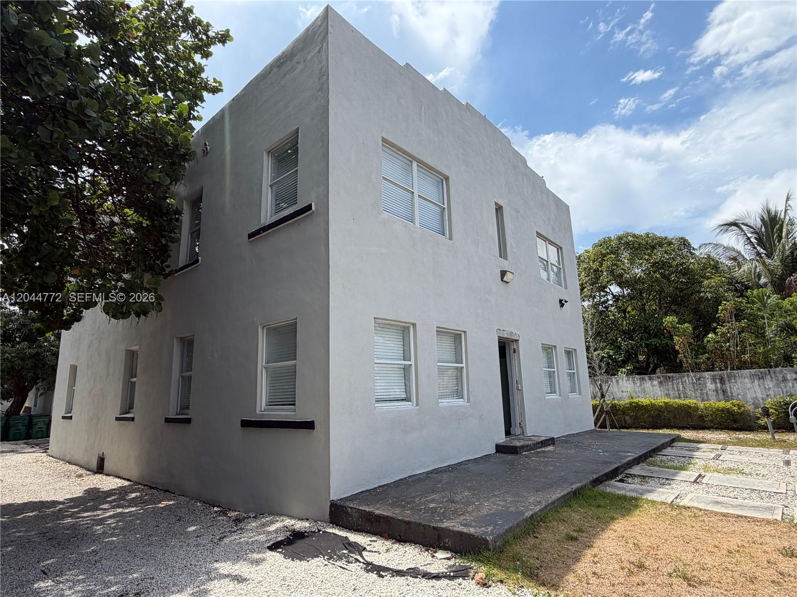 6828 NW 3rd Ave # 2, Miami FL 33150