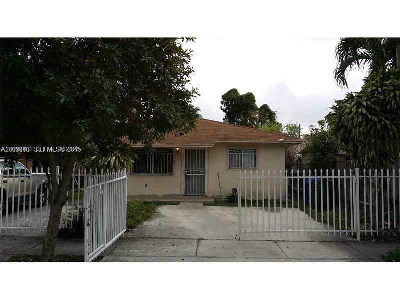 1336 NW 25th St # 1338, Miami FL 33142