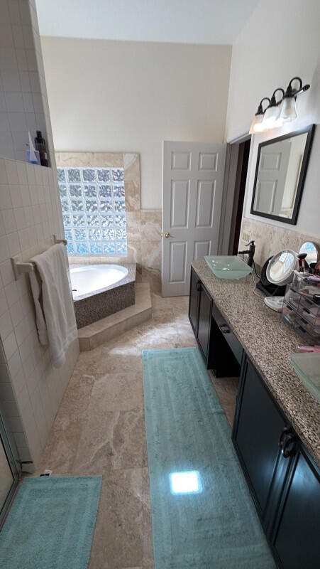 827 Squire Drive — Photo 5
