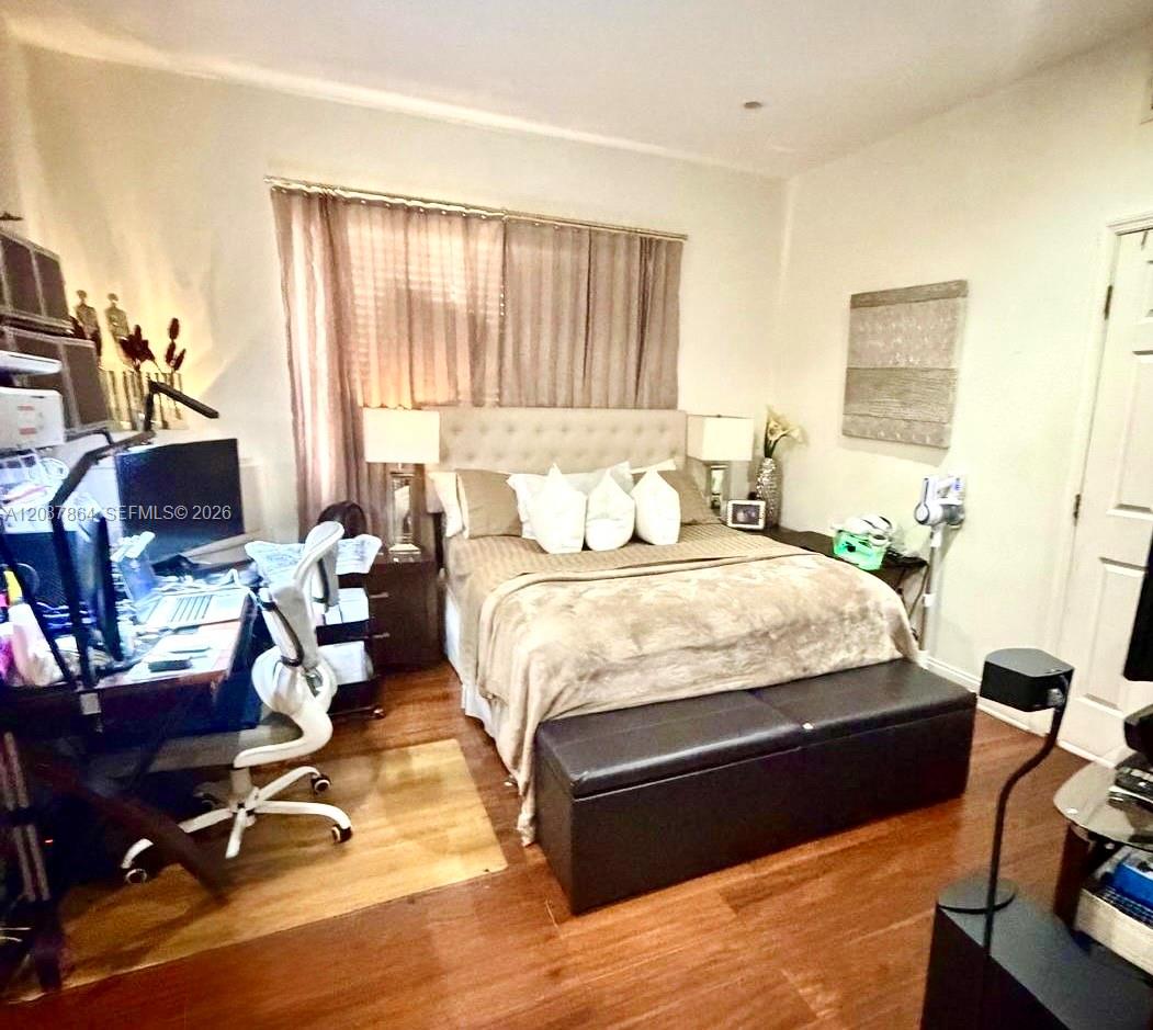 750 Jefferson Ave # 04 — Photo 5