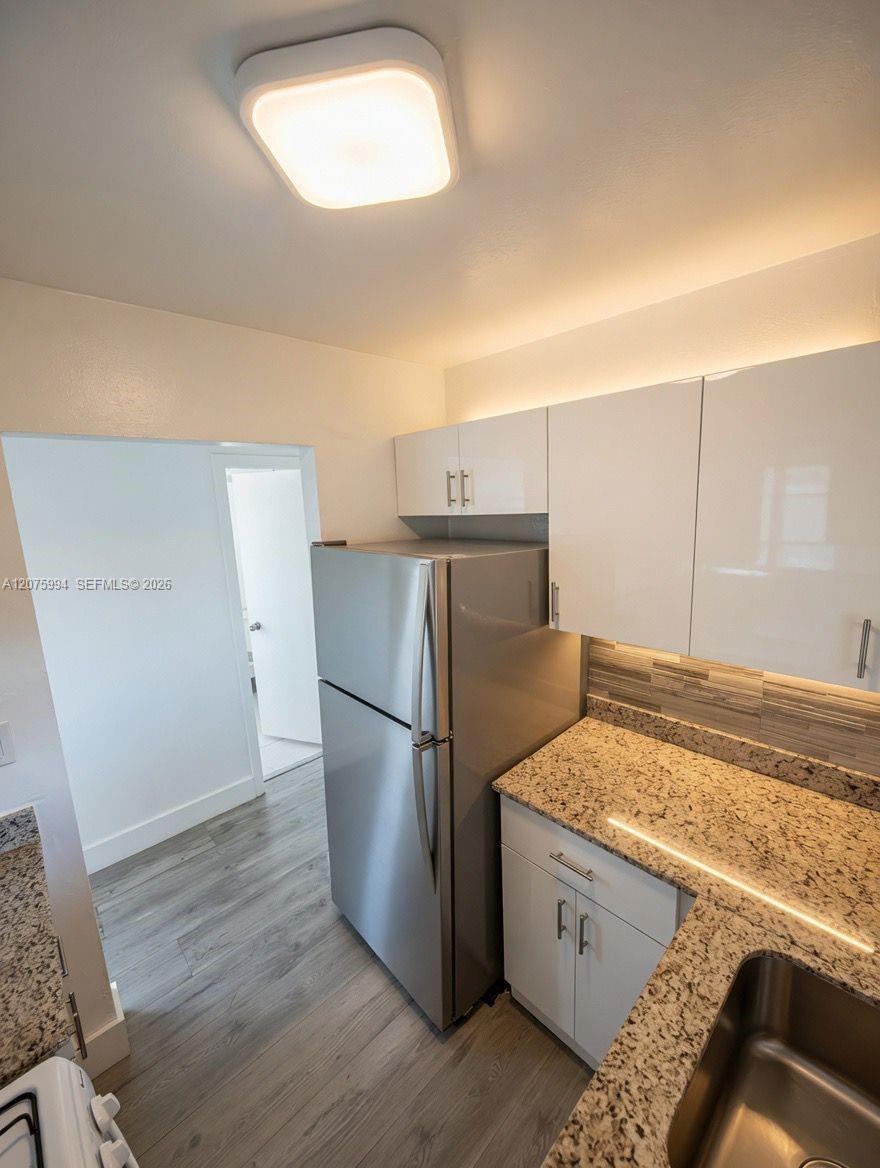6850 W 14th Ct # B17 — Photo 3