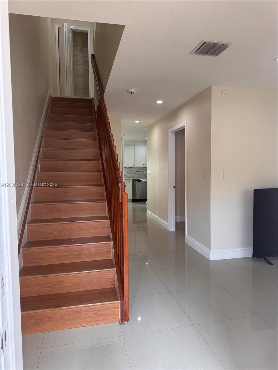 7075 NW 173rd Dr # 1406 — Photo 5