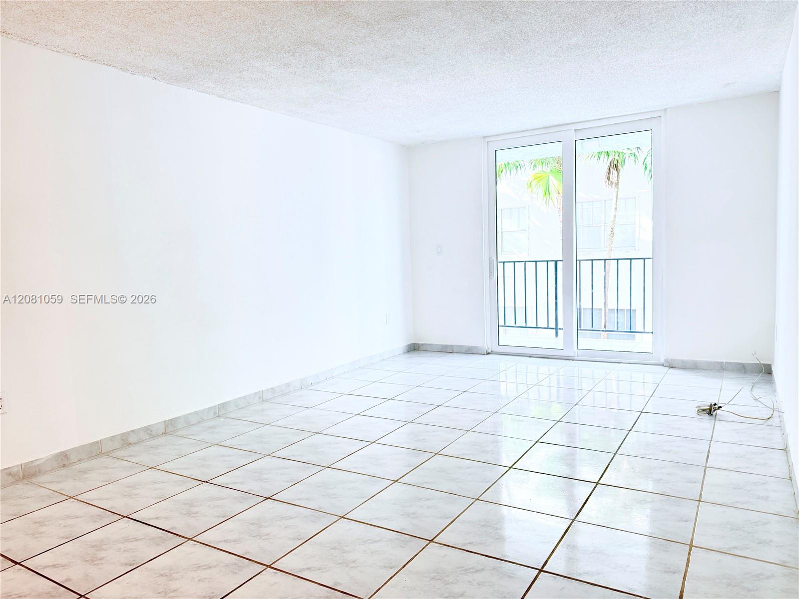 720 Collins Ave # 204 — Photo 4