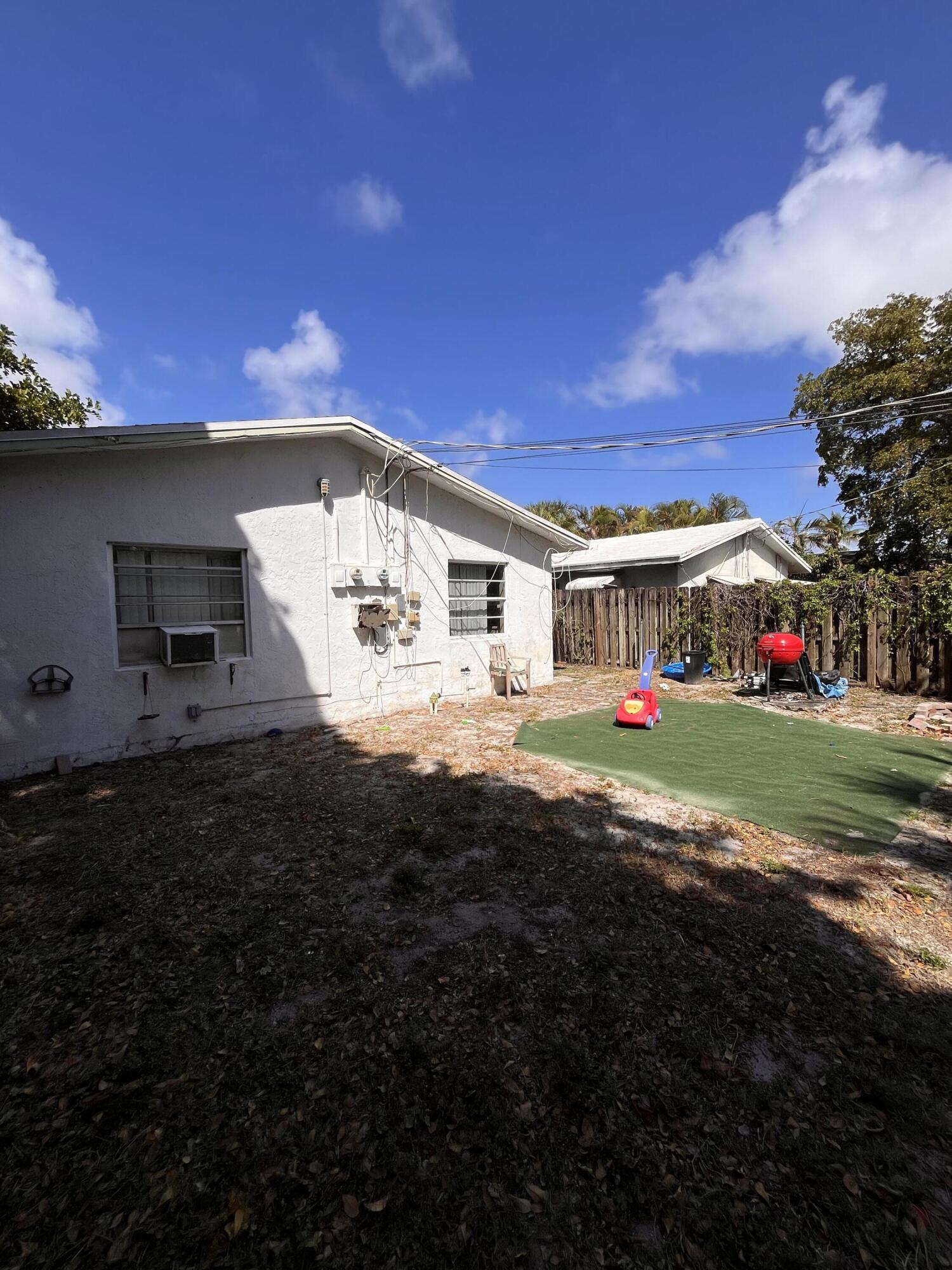 1304 NE 4th Street — Photo 5