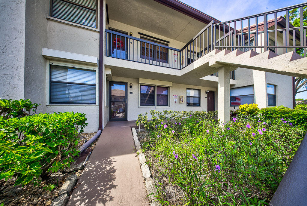 7650 Tahiti Lane # 105, Lake Worth FL 33467