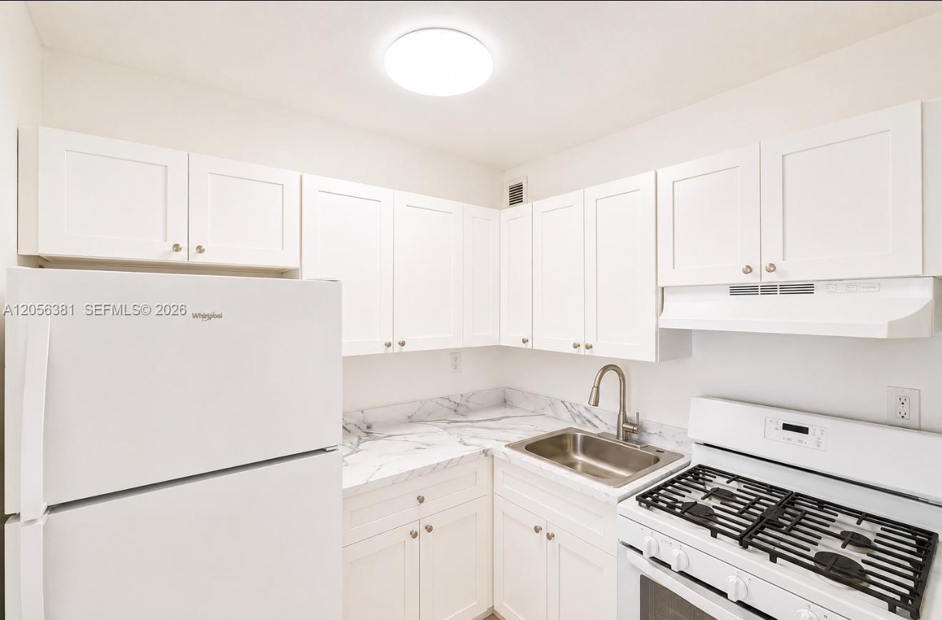 465 E 28th St # 10, Hialeah FL 33013