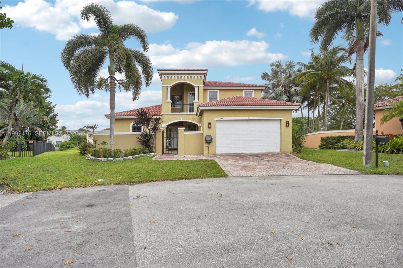 13247 SW 26th St, Miramar FL 33027