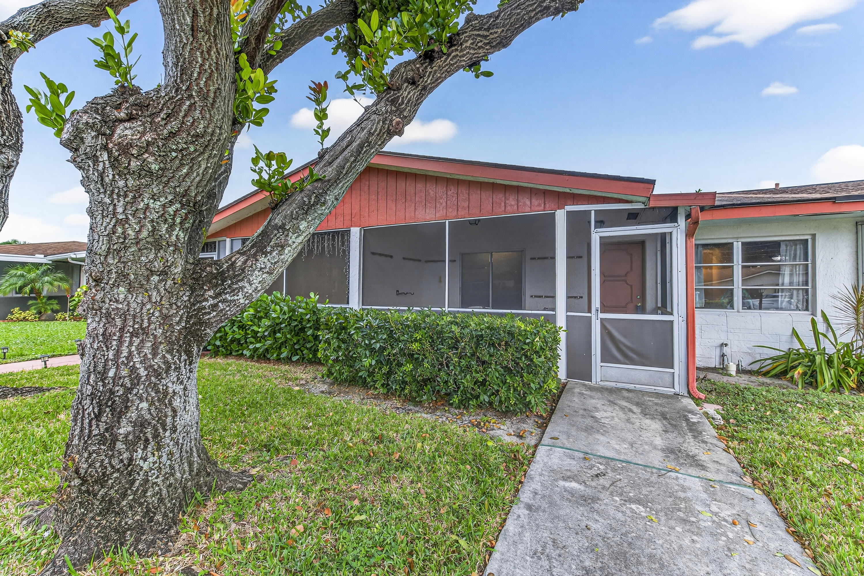 14236 Campanelli Drive, Delray Beach FL 33484