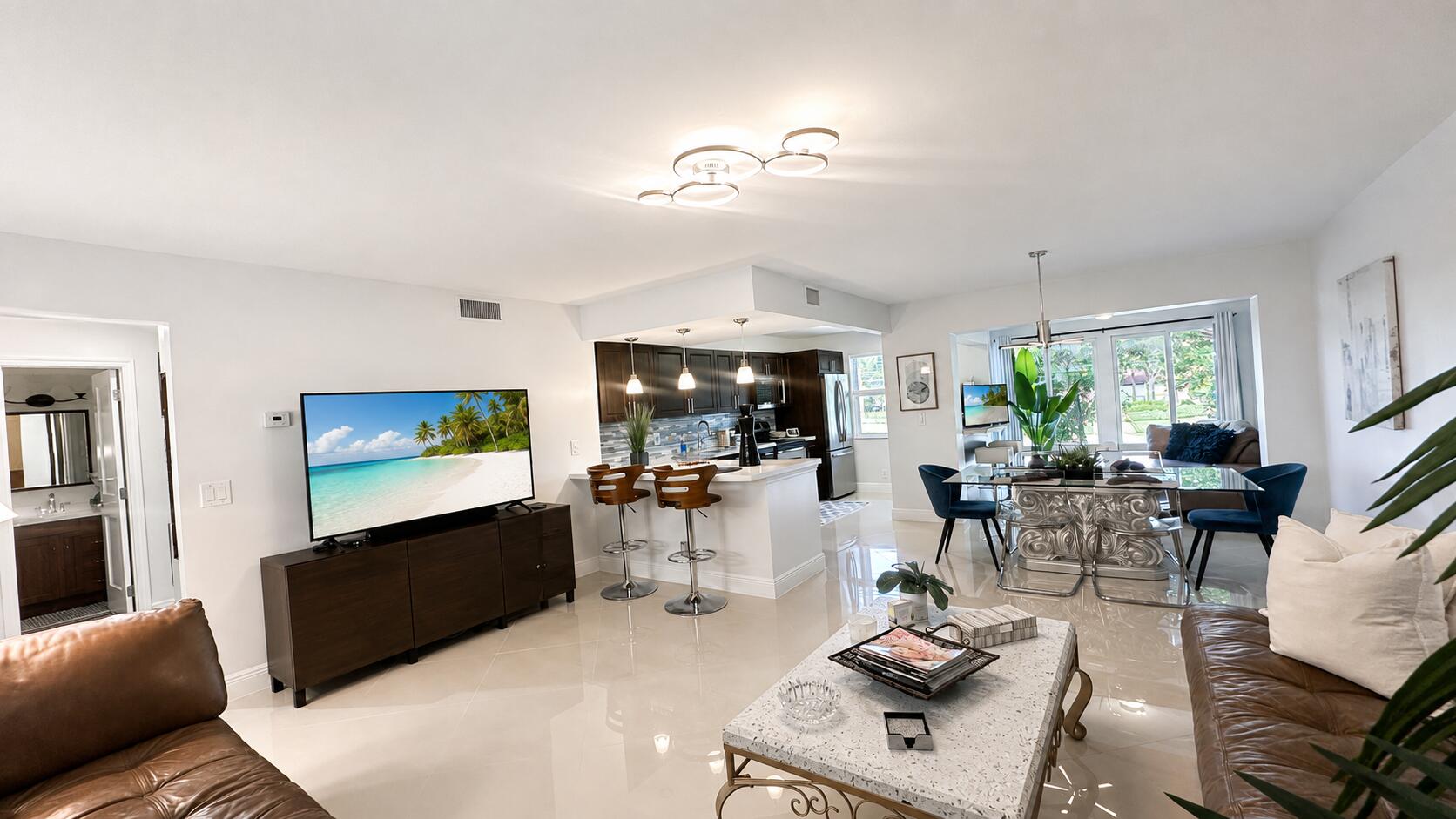 34 Colonial Club Drive # 202, Boynton Beach FL 33435
