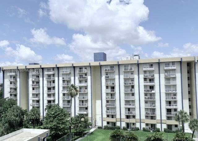801 NW 47th Ave # 116W, Miami FL 33126