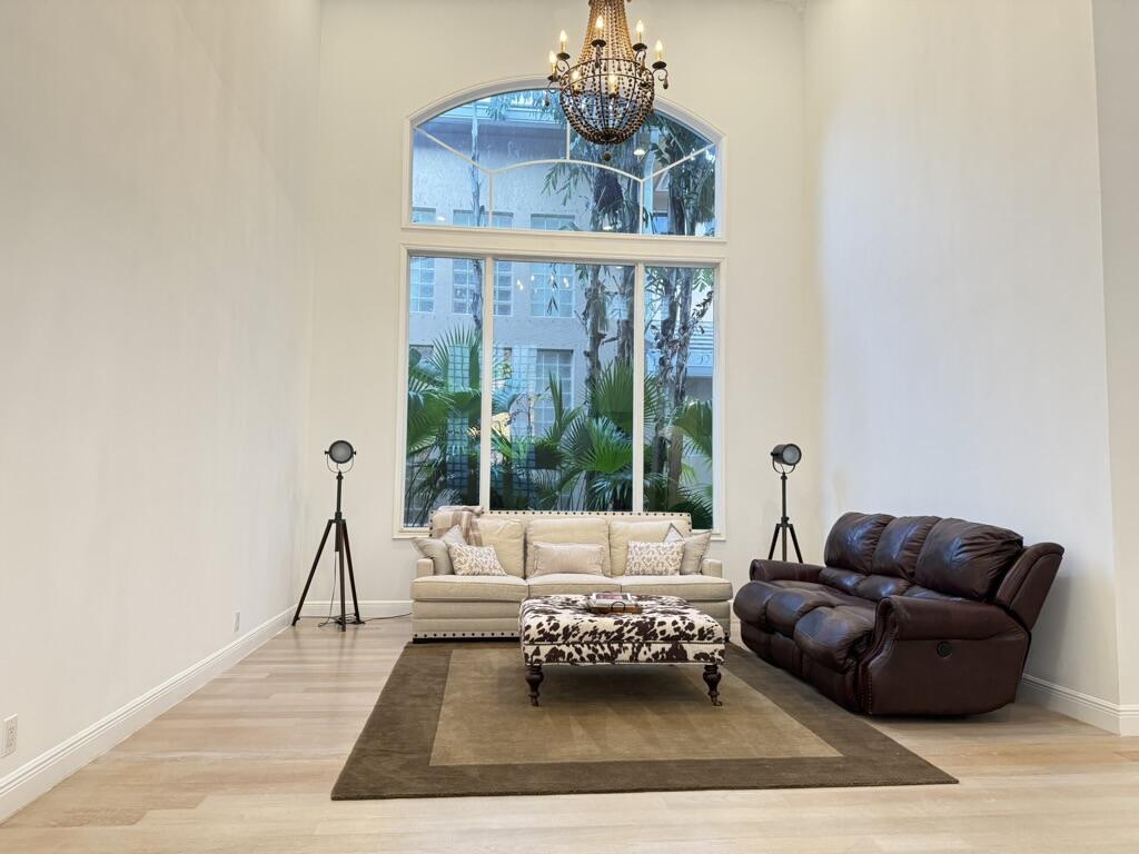 8149 VALHALLA Drive — Photo 4