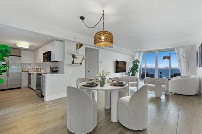 7525 E Treasure Dr # 410 View 14