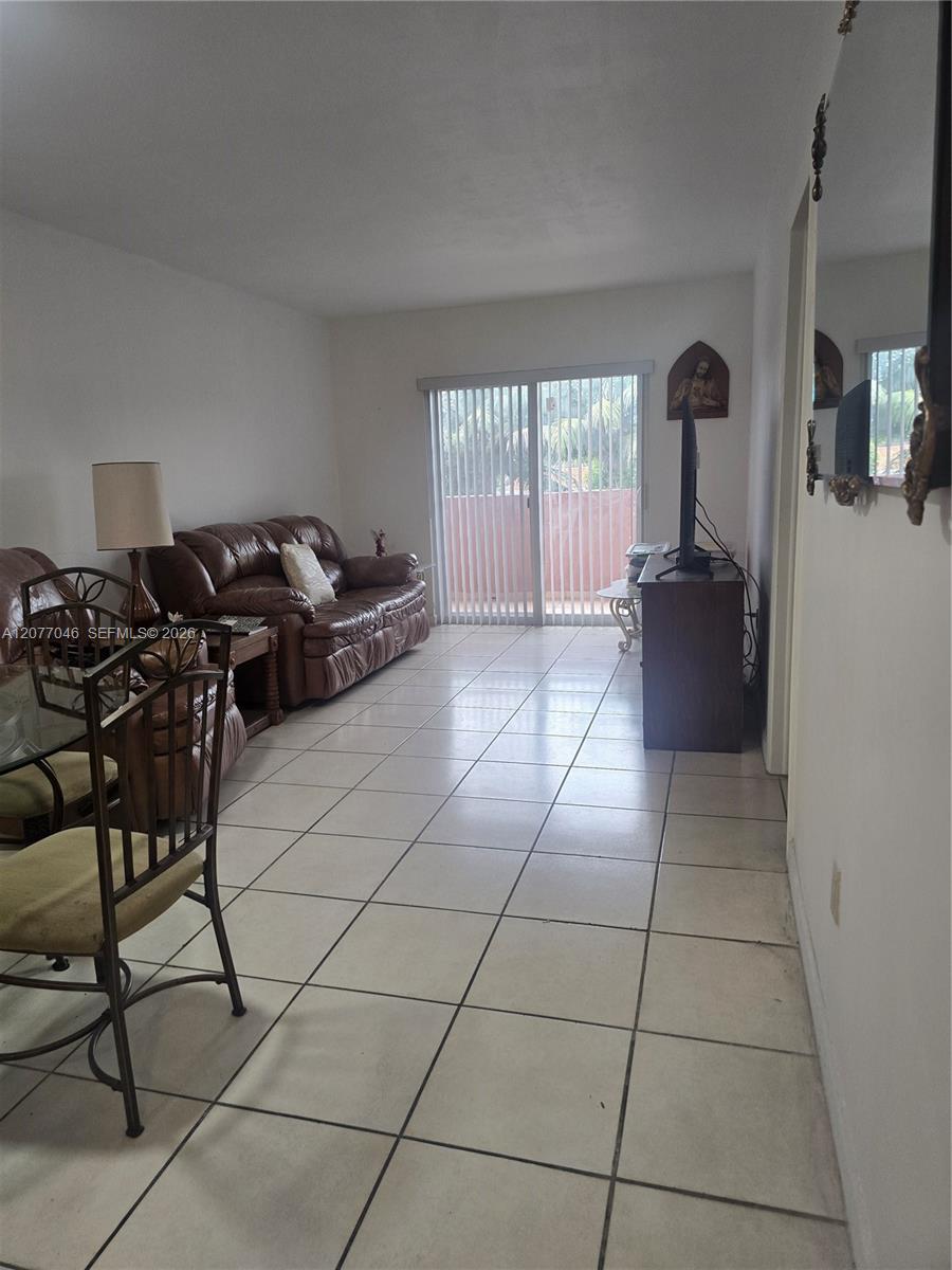 8990 SW 24th St # 226 — Photo 3