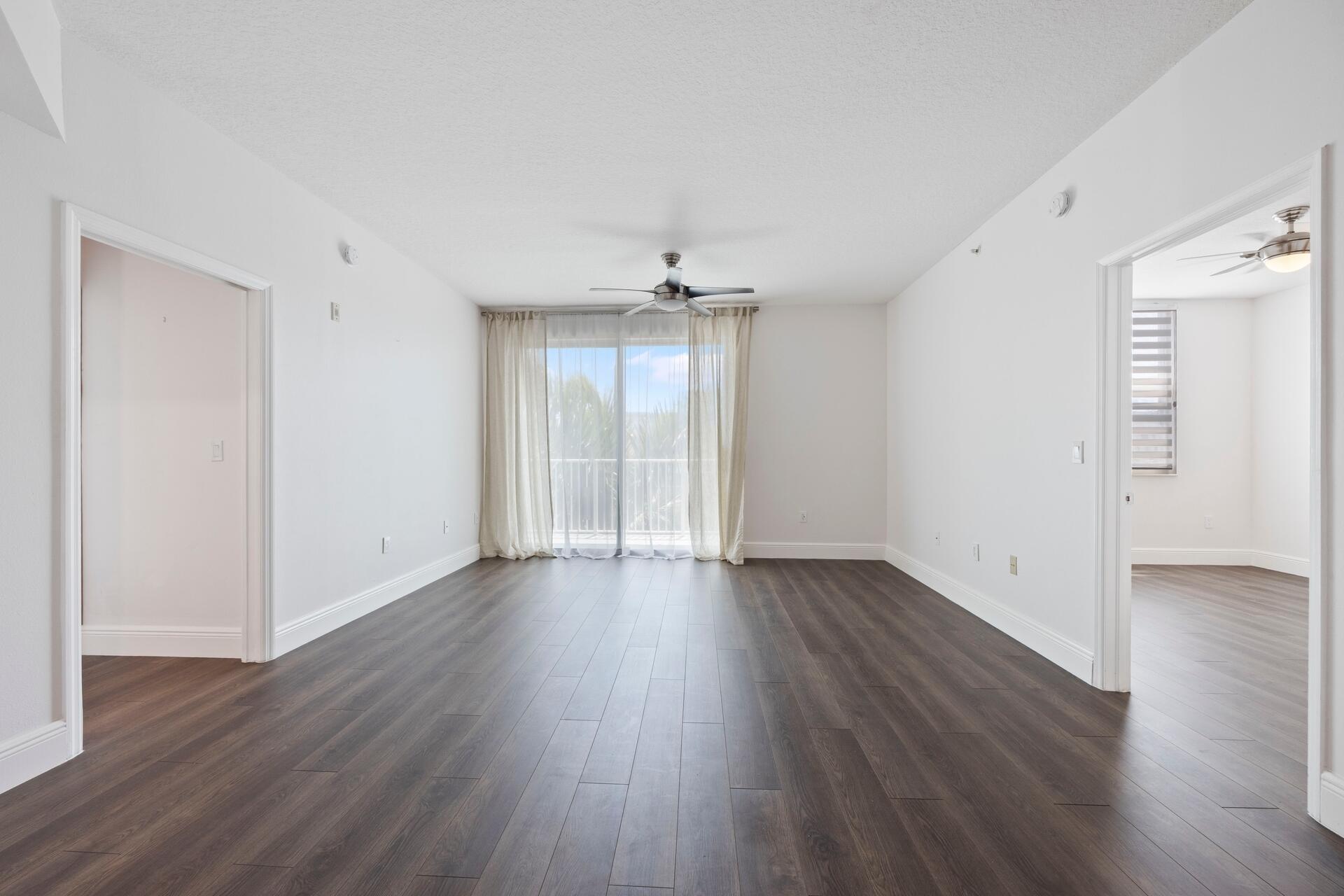 804 E WINDWARD Way # 621 — Photo 4