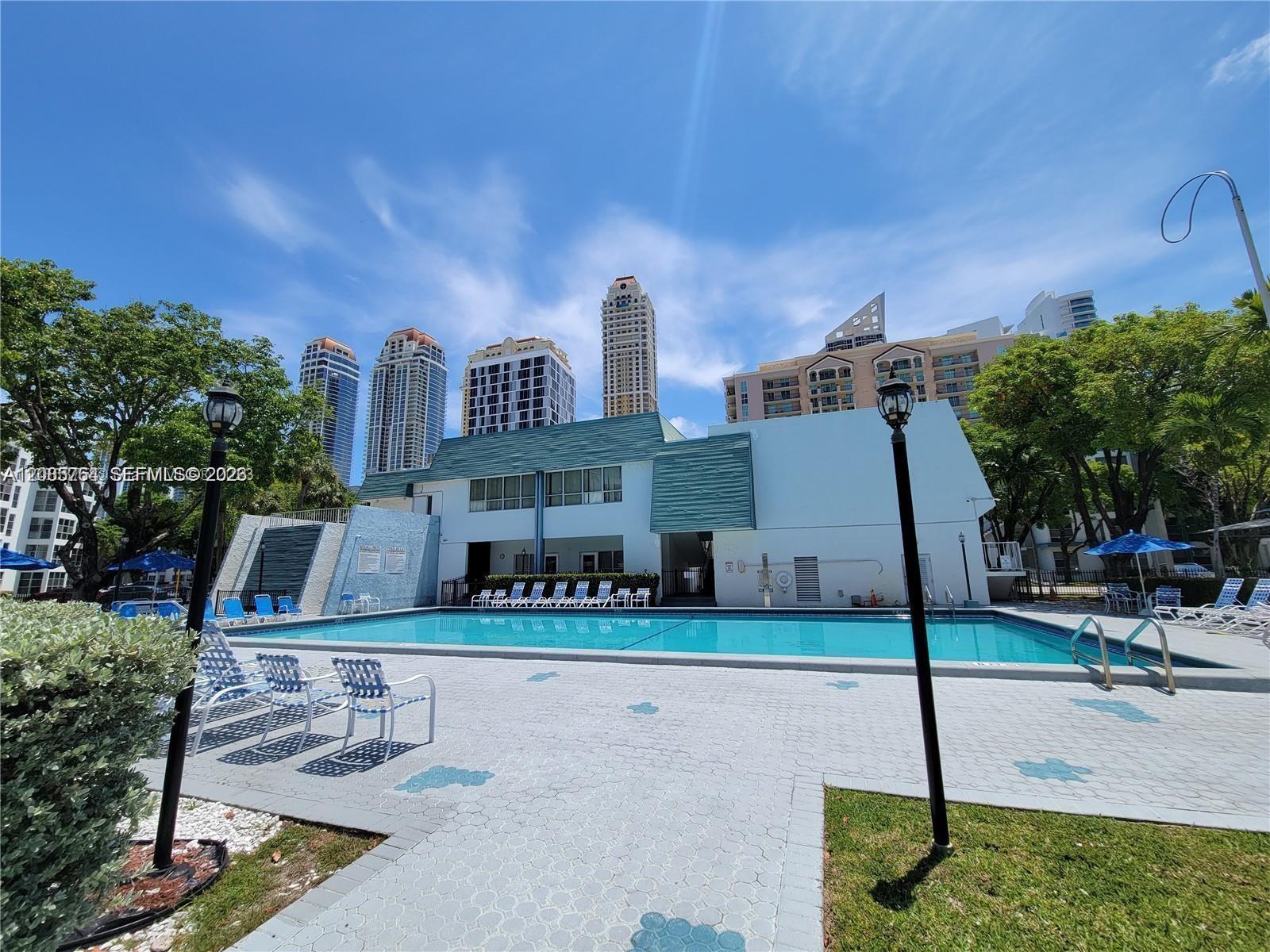 17570 Atlantic Blvd # 118 — Photo 3