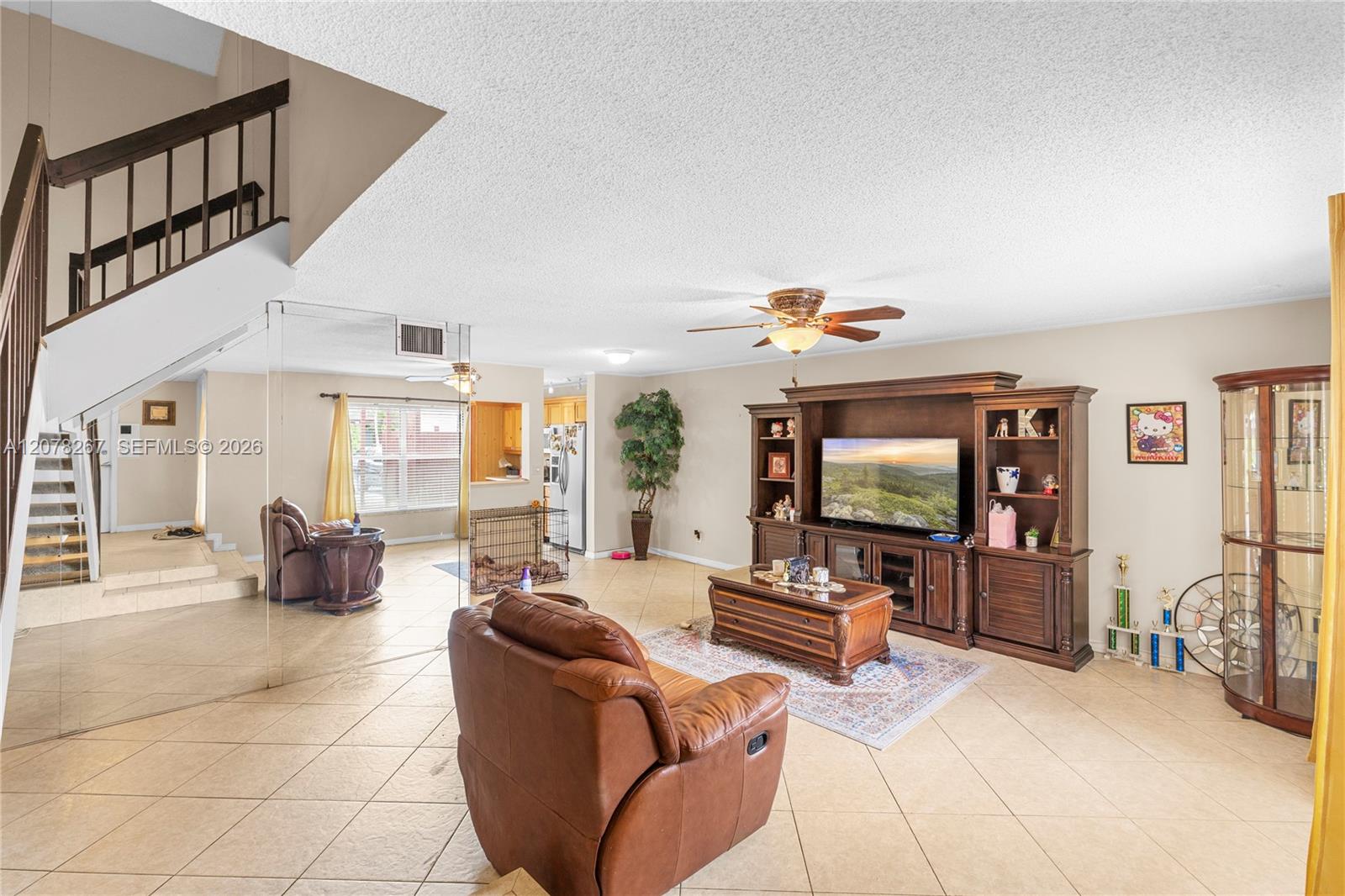 1231 W Fairway Rd — Photo 3