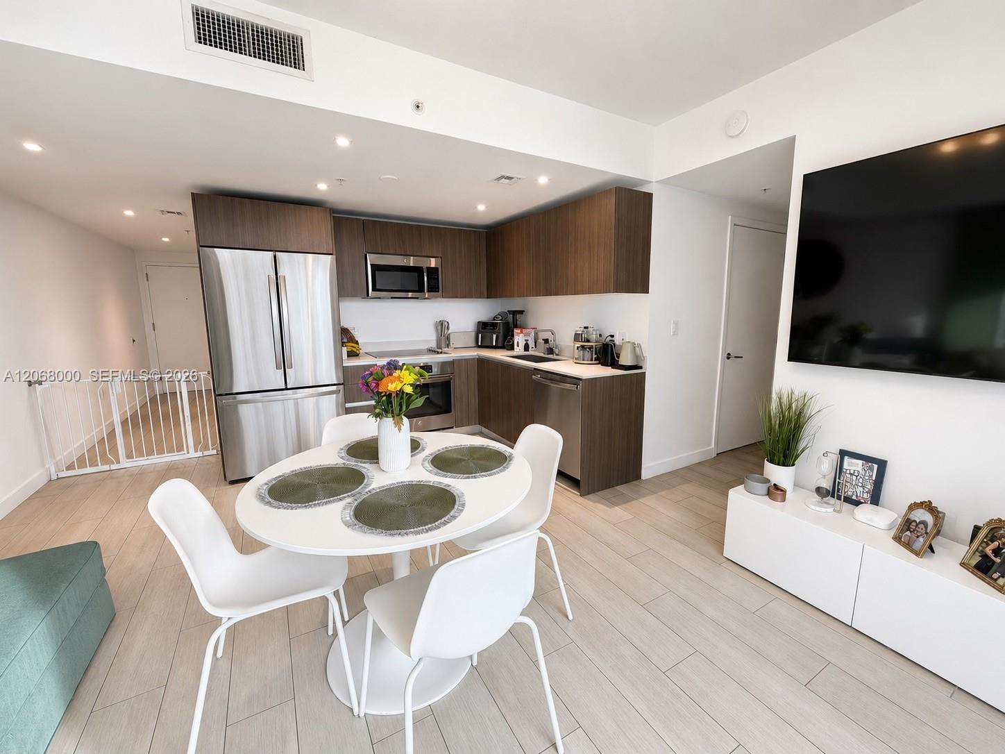 1600 SW 1st Ave # 906 — Photo 3