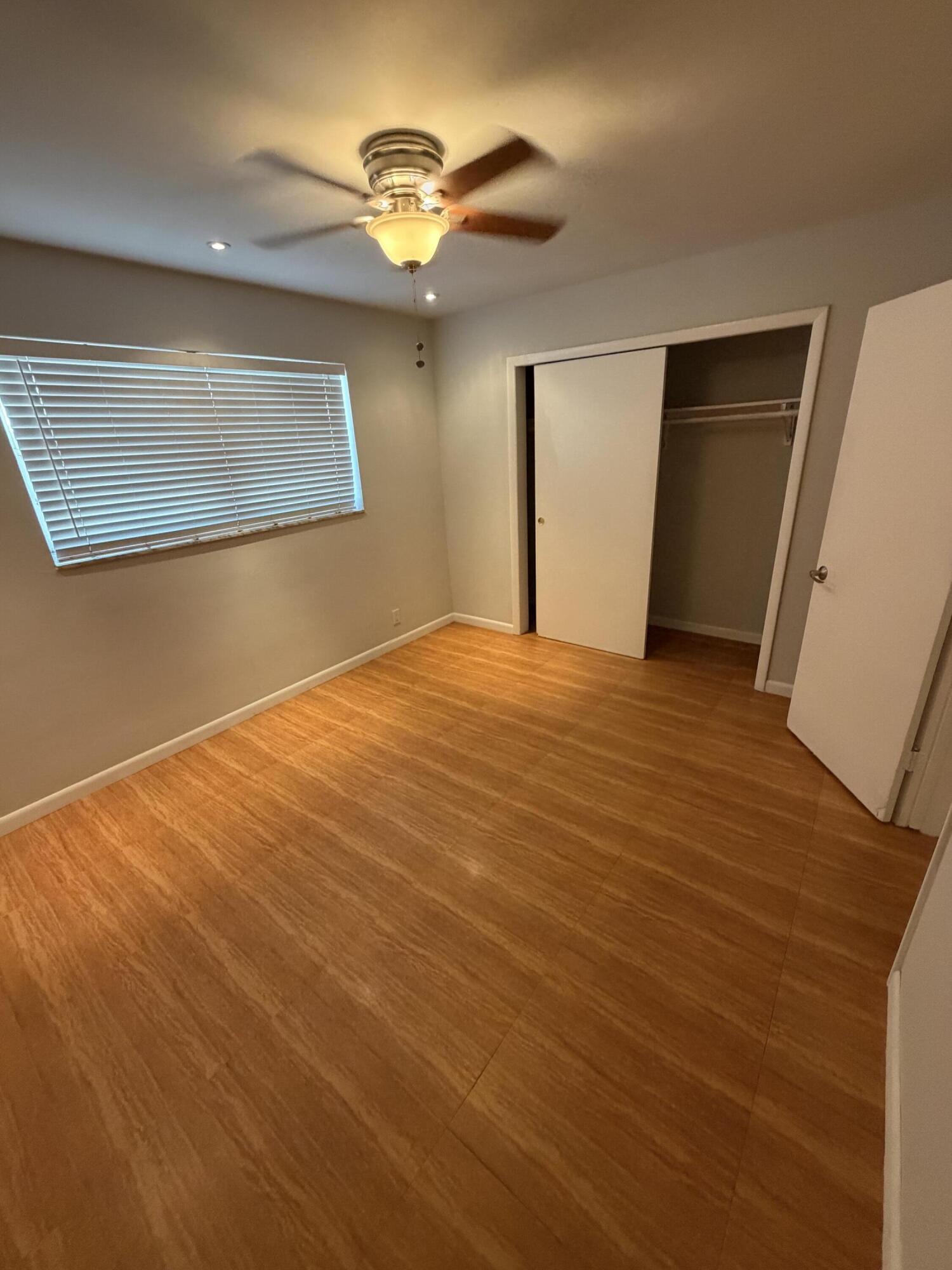 713 SE 18th Street — Photo 3