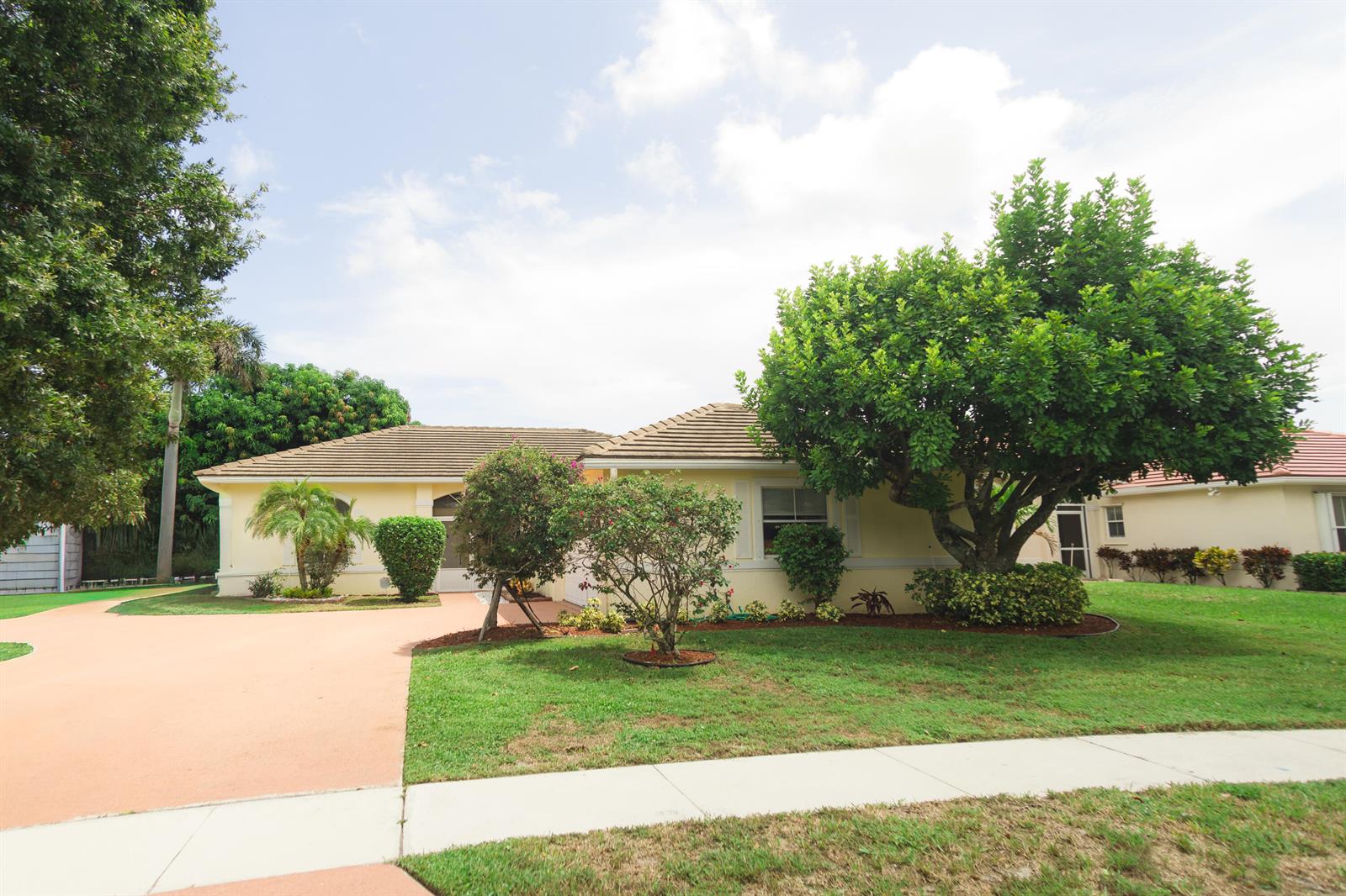 6788 Las Colinas Street, Lake Worth FL 33463
