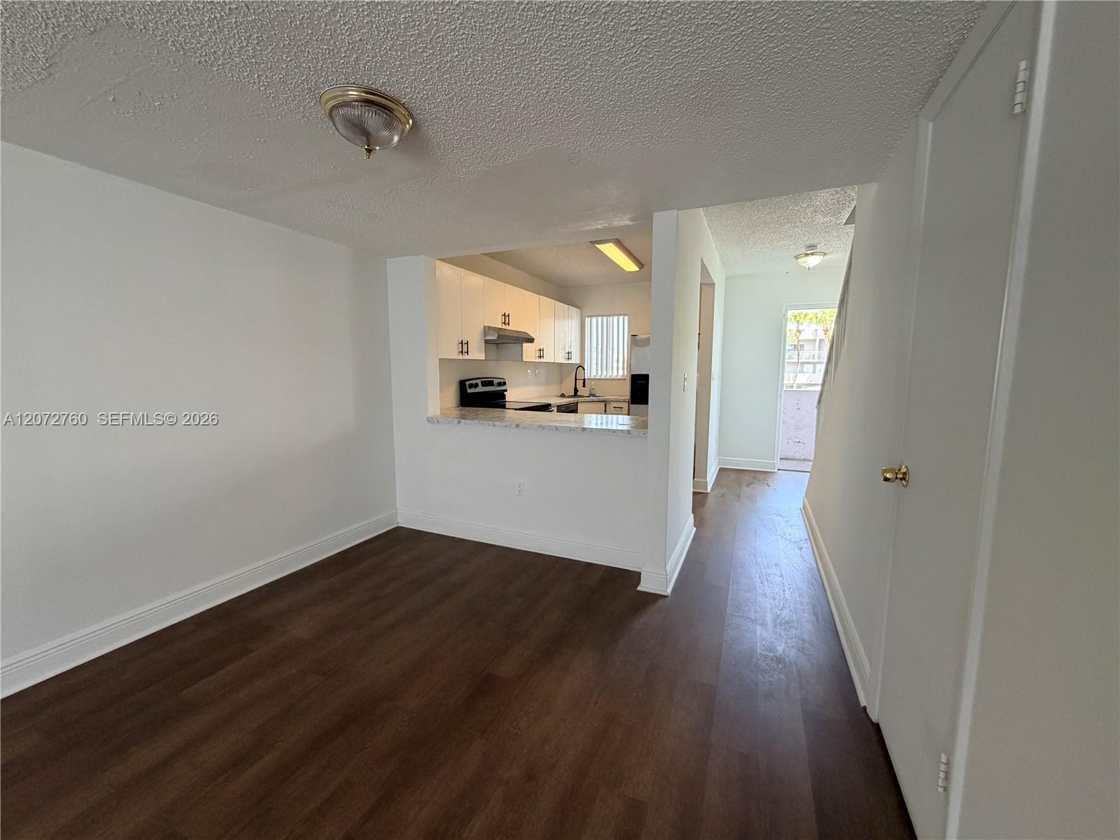 2710 W 76th St # 206 — Photo 5