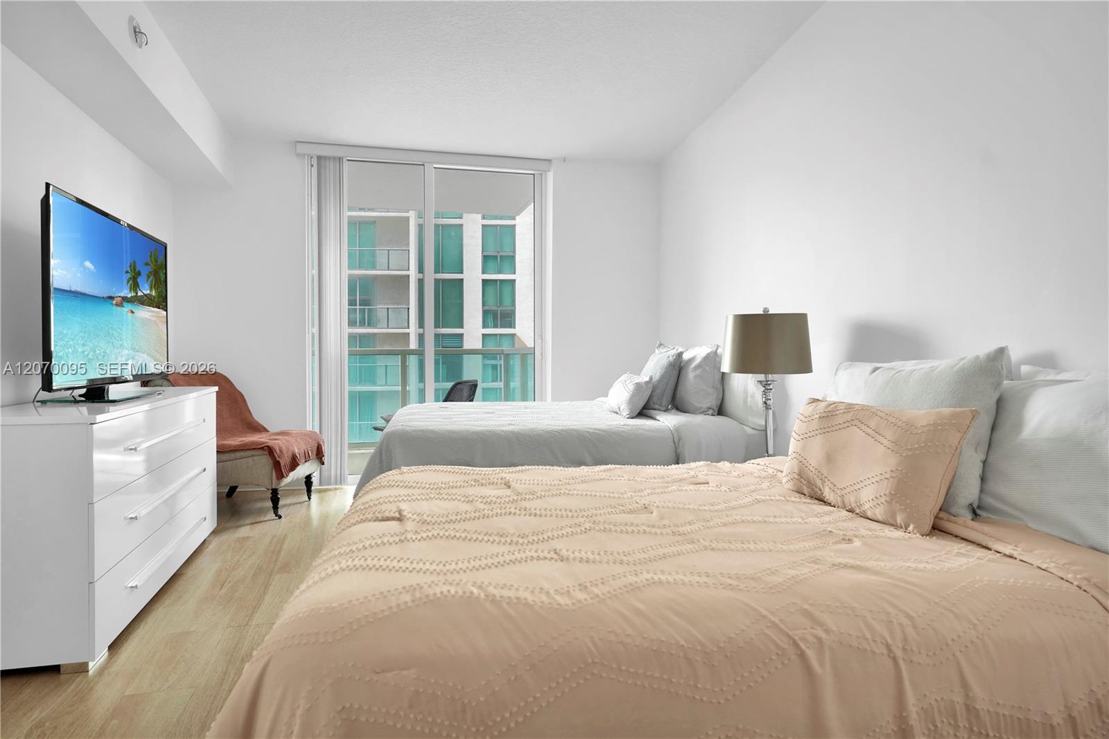 250 Sunny Isles Blvd # 904 View 9
