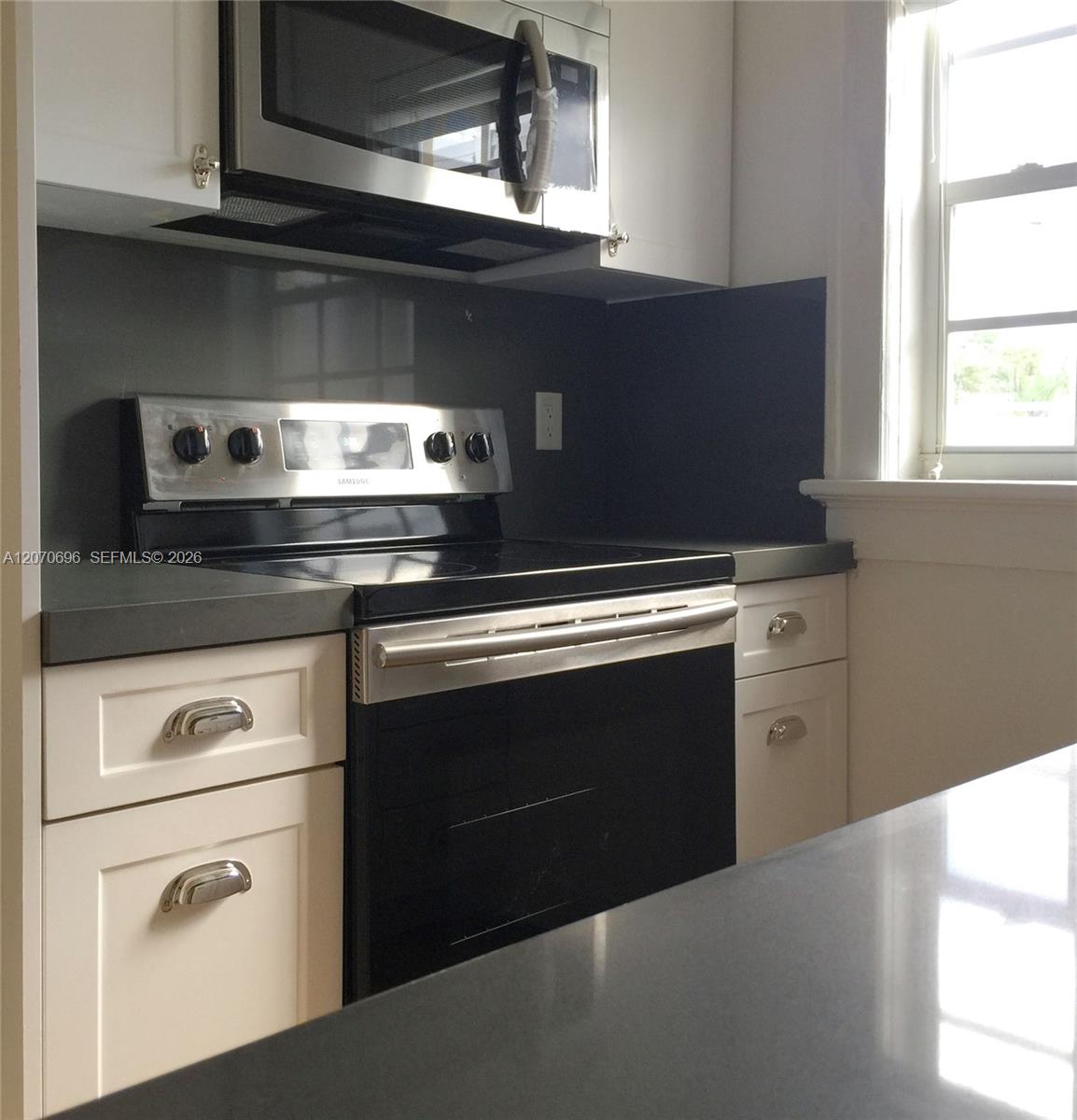 4342 Sheridan Ave # 5 — Photo 3