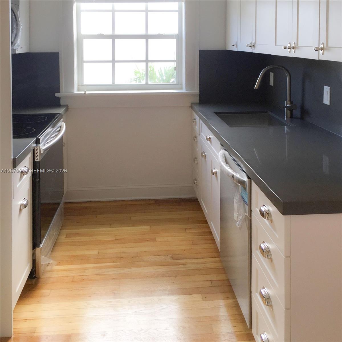 4342 Sheridan Ave # 5 — Photo 4