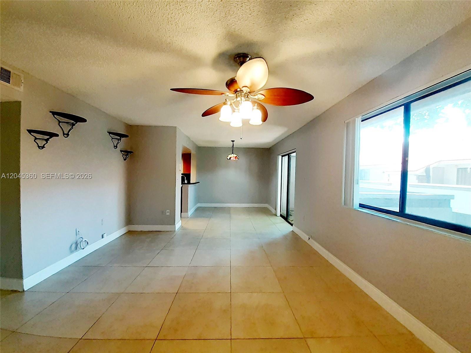 8407 Coral Lake Mnr # 8407 — Photo 5