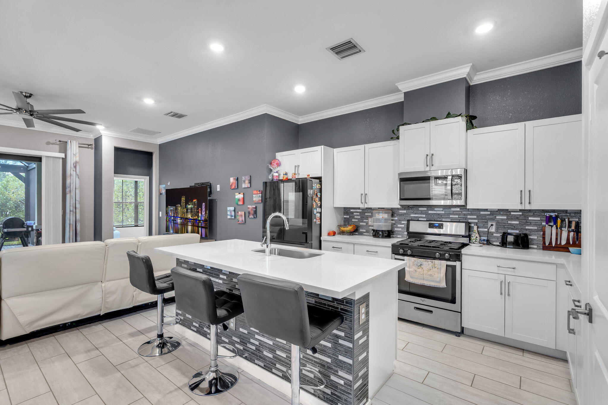19704 Weathervane Way — Photo 4