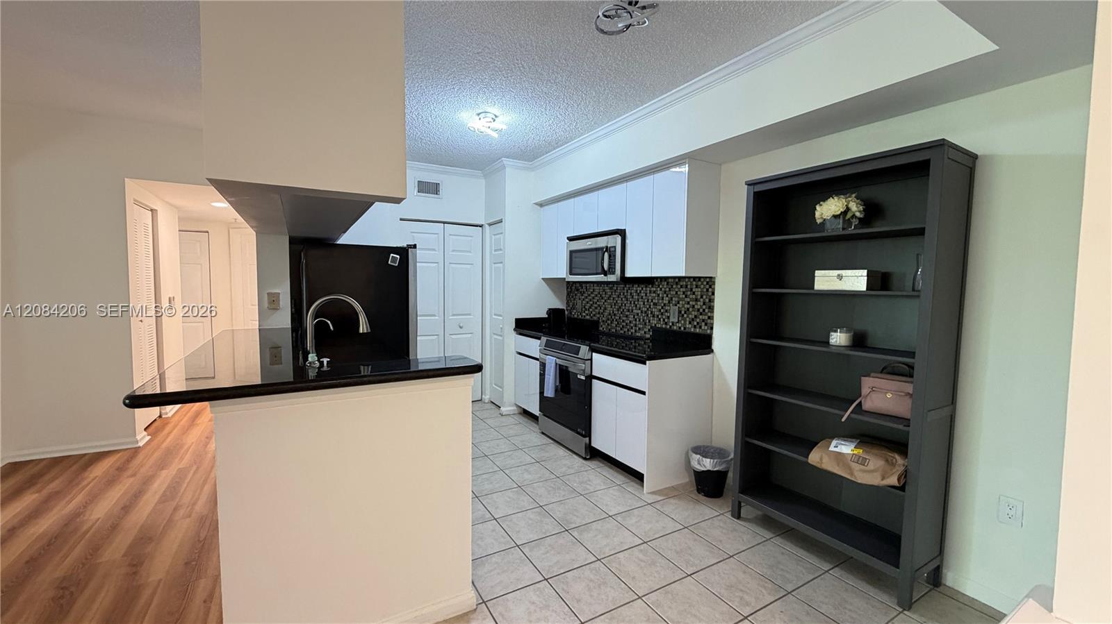 17150 N Bay Rd # 2314 — Photo 3