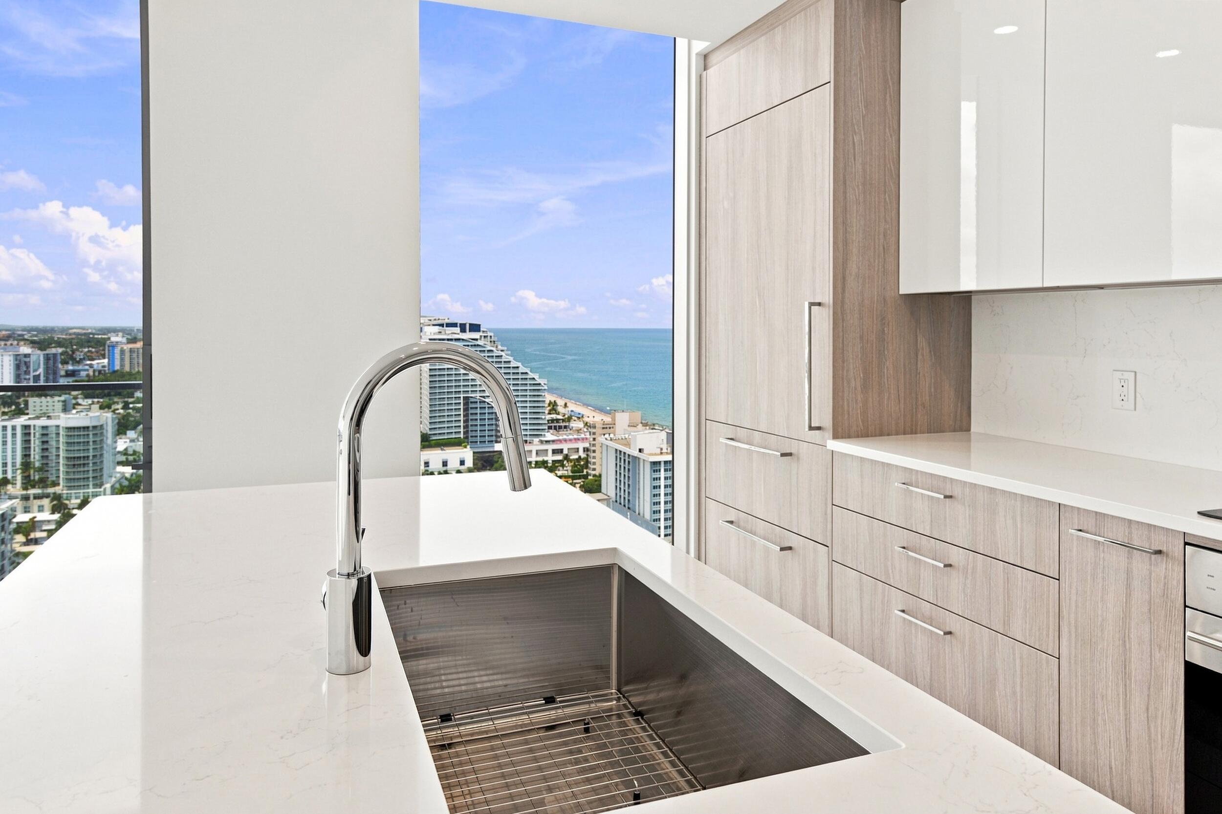153 N Seabreeze Boulevard # 2404 — Photo 5