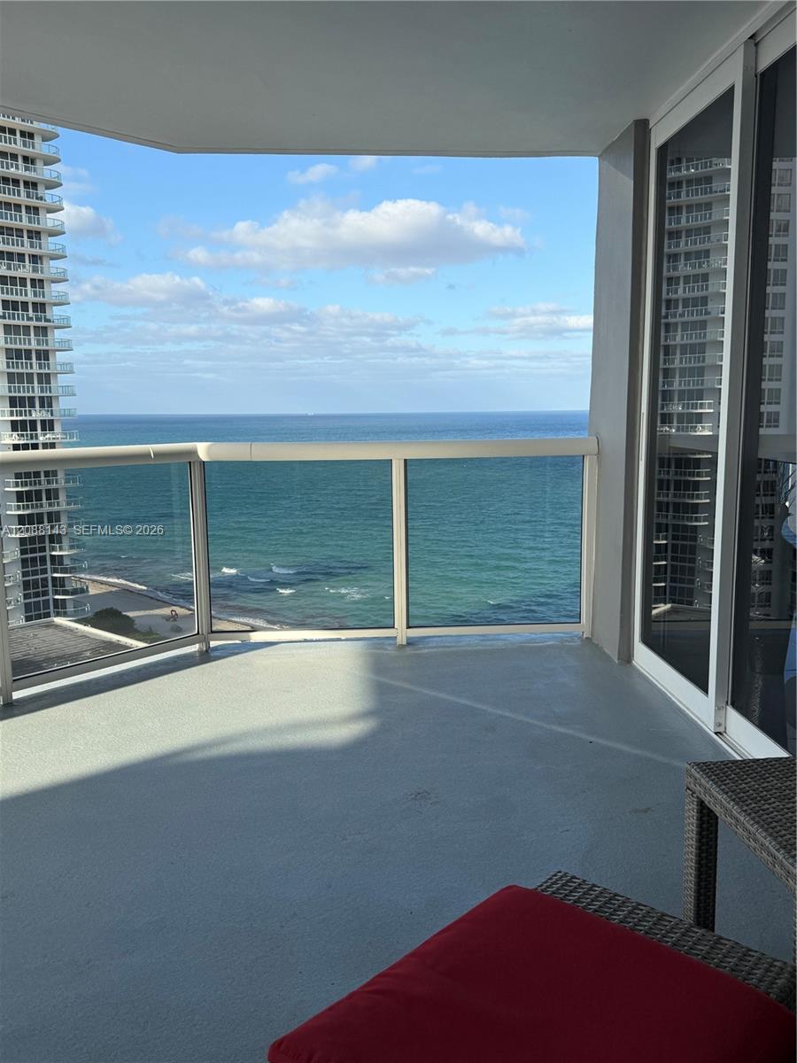 6301 Collins Ave # 2108 — Photo 2