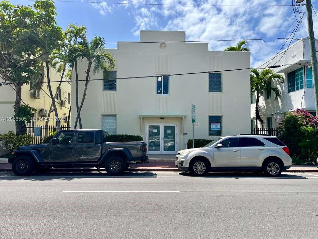 7928 Harding Ave # 3, Miami Beach FL 33141