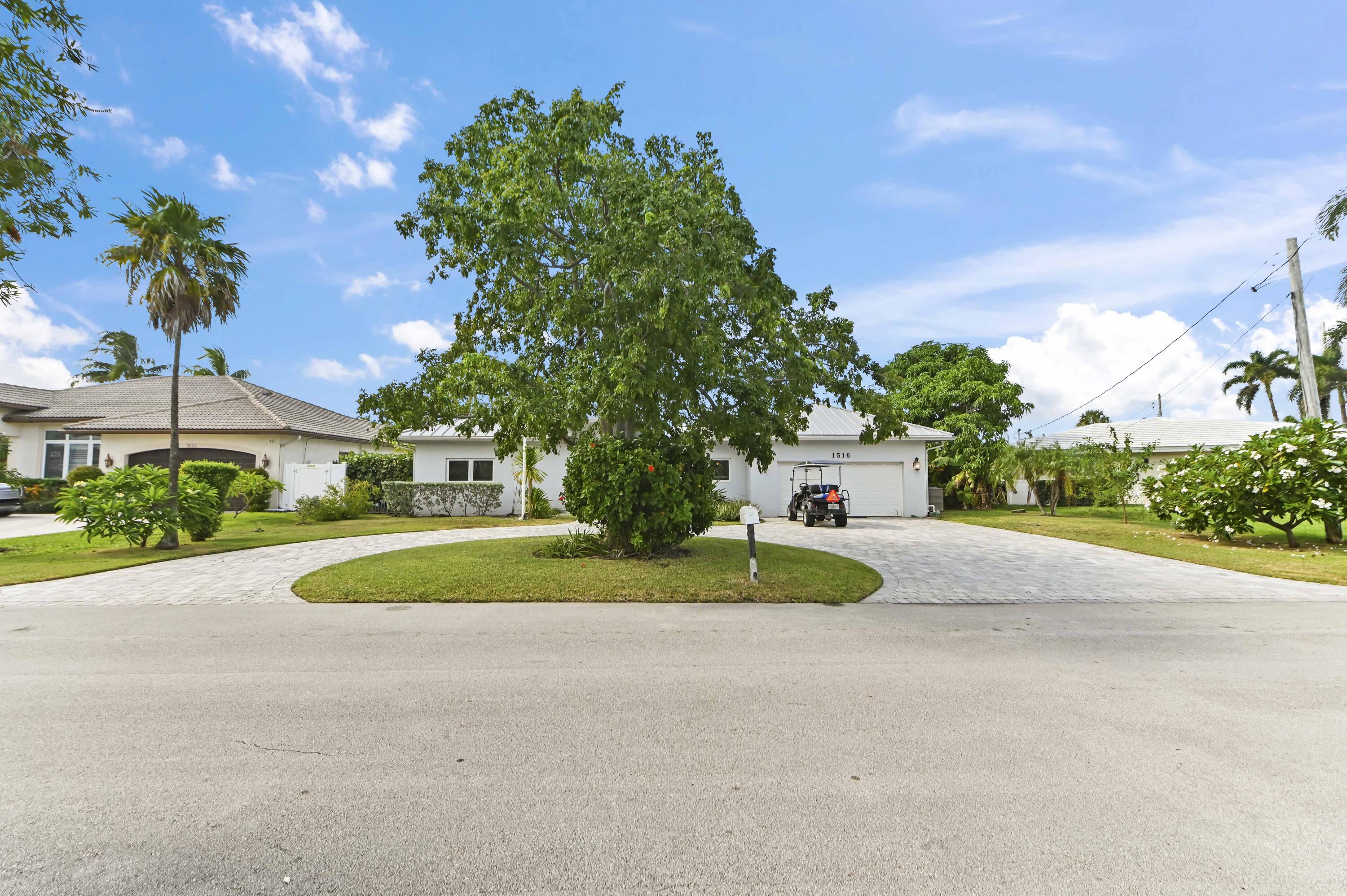 1516 SE 10TH Street, Deerfield Beach FL 33441