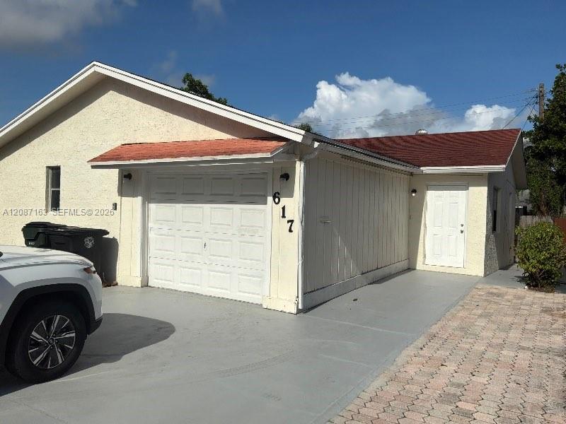 617 S A St, Lake Clarke Shores FL 33460