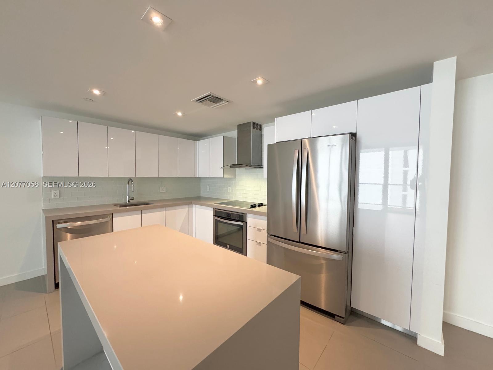 1600 NE 1st Ave # 1919 — Photo 3