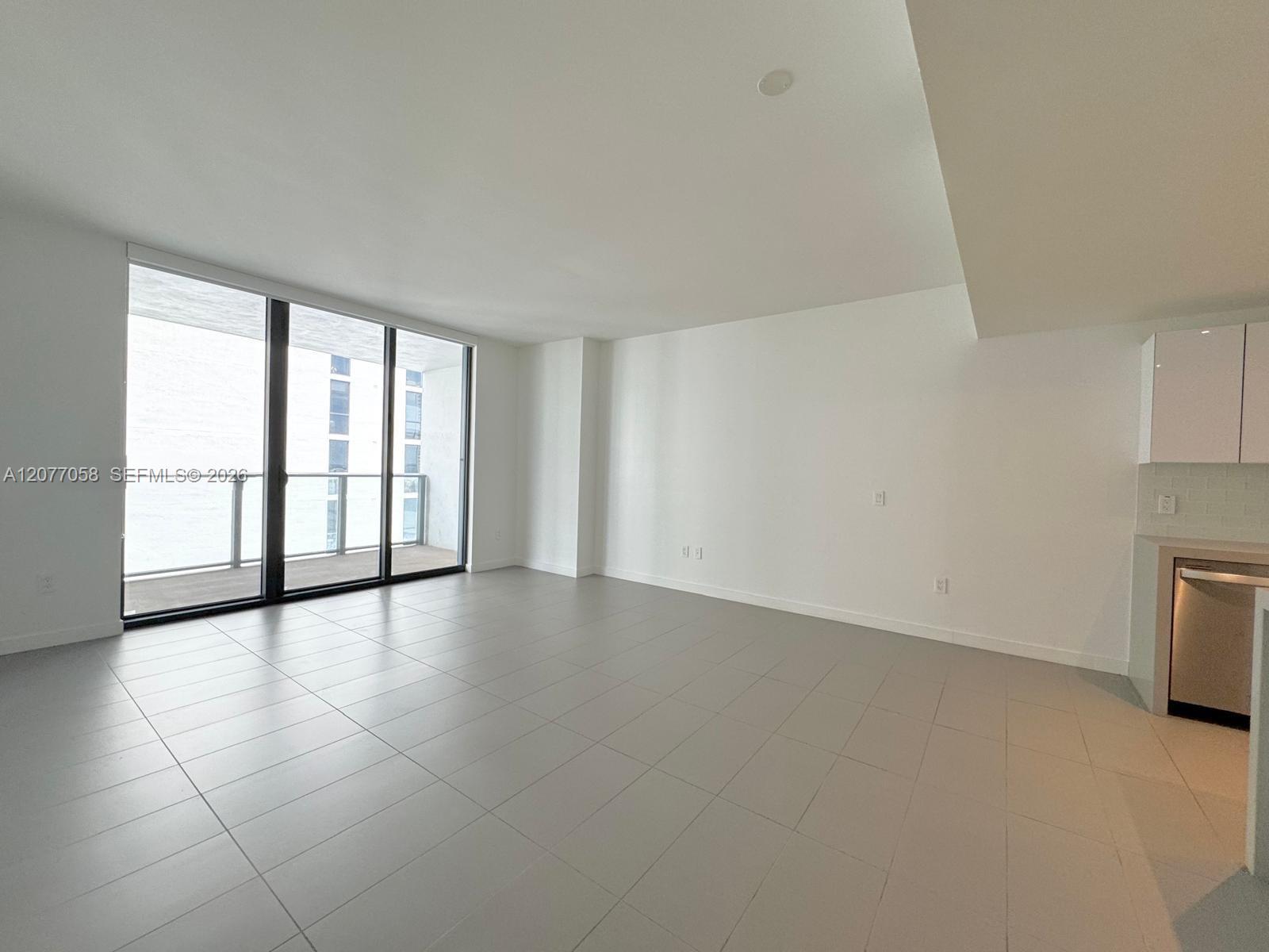 1600 NE 1st Ave # 1919 — Photo 4