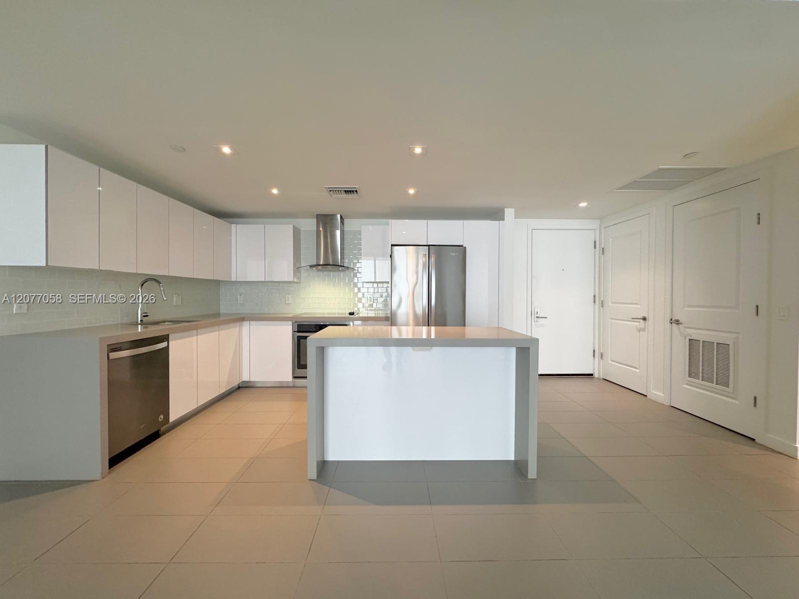 1600 NE 1st Ave # 1919 — Photo 5