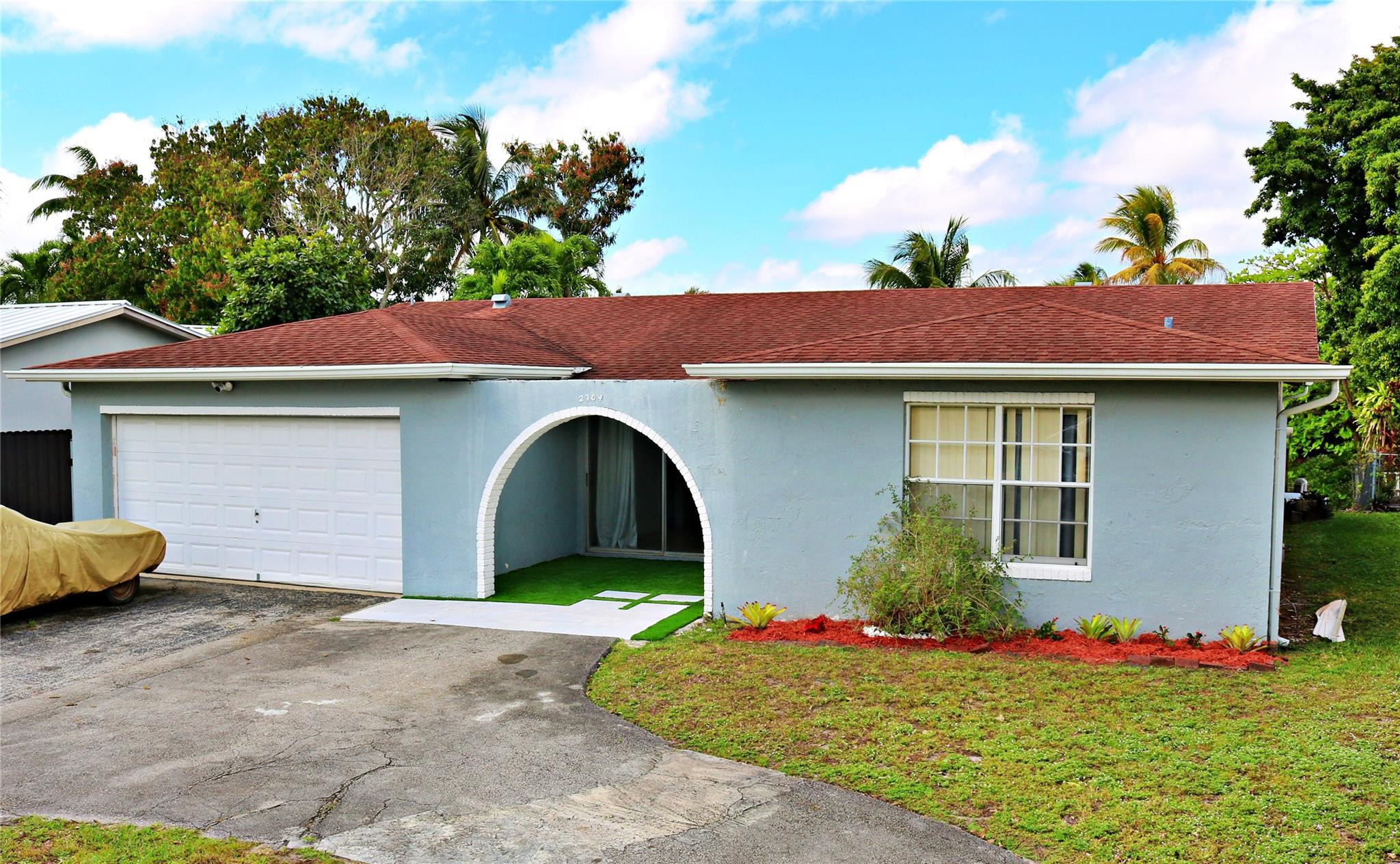 2704 CANAL Road, Miramar FL 33025