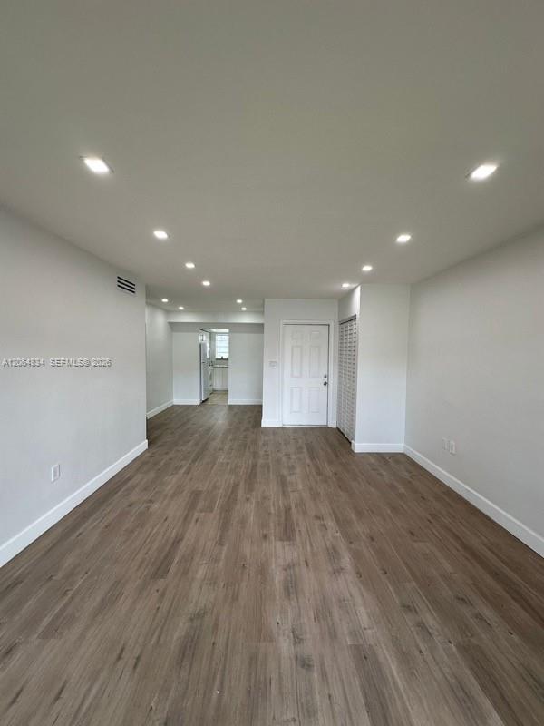 7610 SW 82nd St # J208 — Photo 3