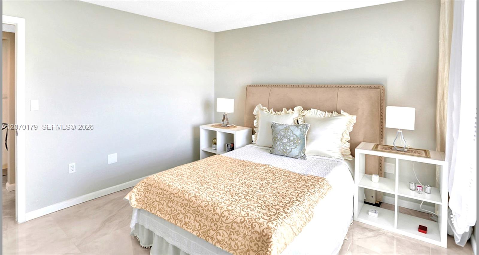 4400 Hillcrest Dr # 602B — Photo 5