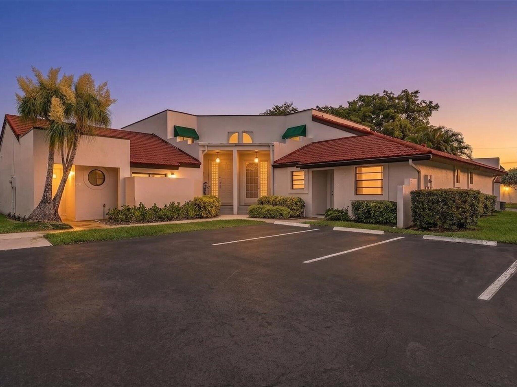 299 NW 36th Avenue, Deerfield Beach FL 33442