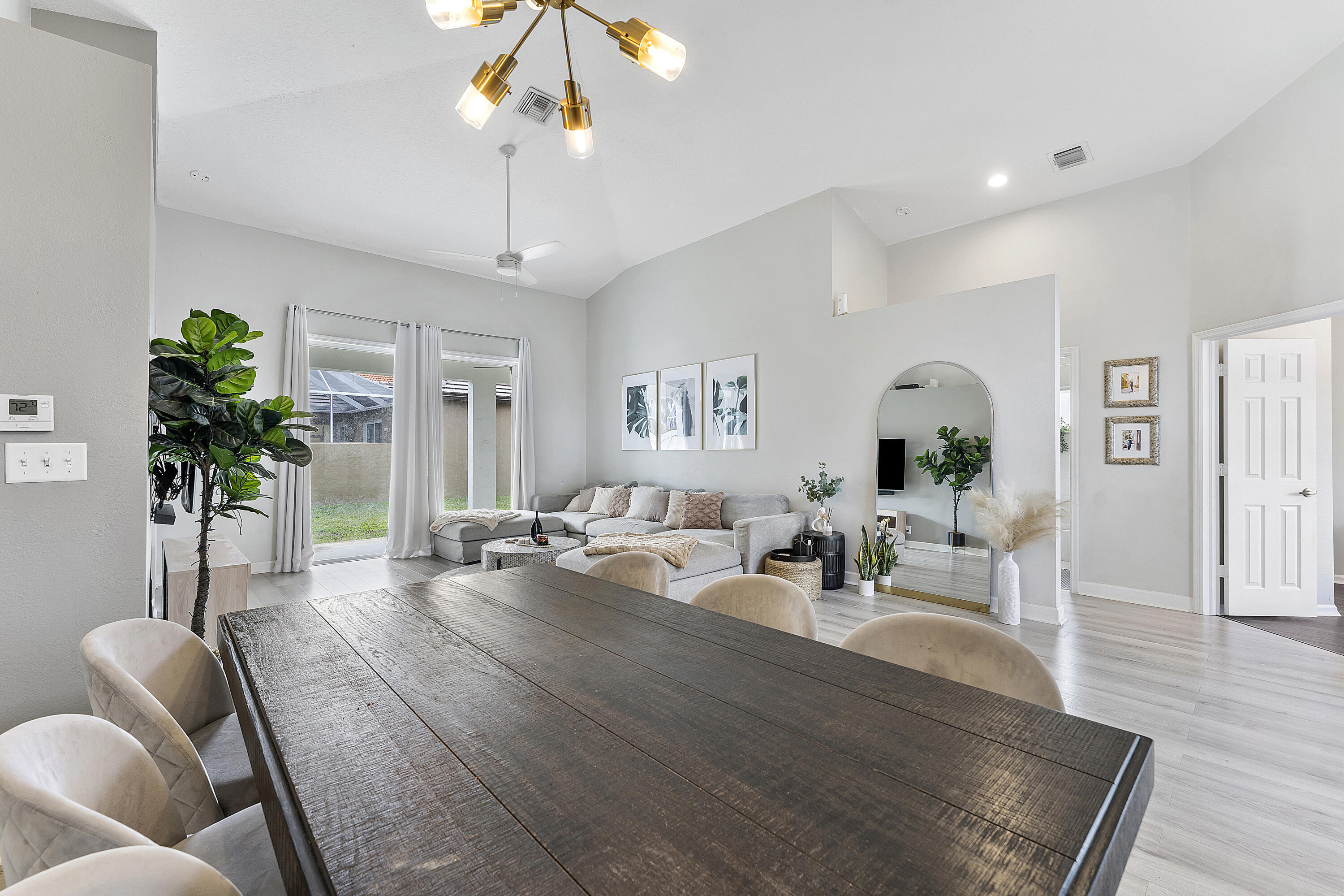 4964 GATEWAY GARDENS Drive — Photo 4