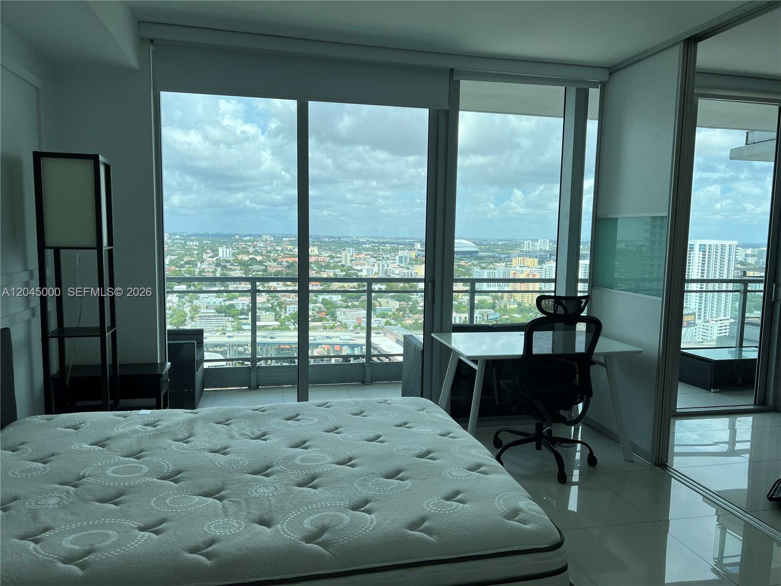 92 SW 3rd St # 3508, Miami FL 33130