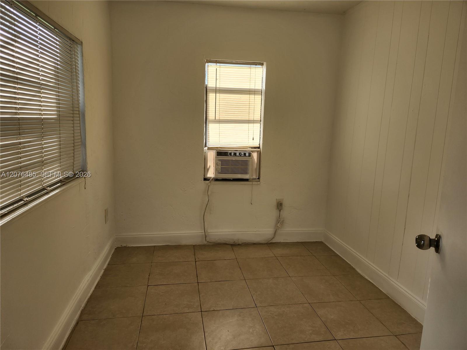2129 NW 44th St # 2129 — Photo 3